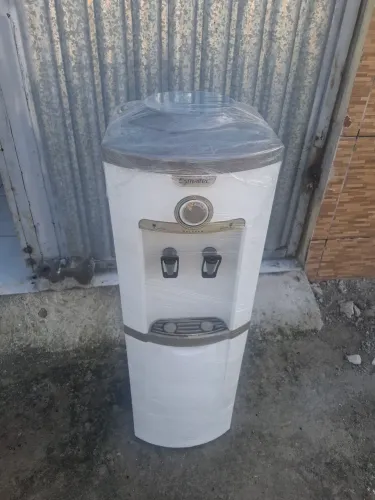 Gelagua esmaltec De coluna Branco