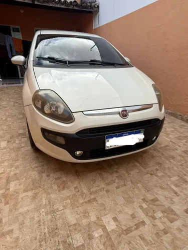 Fiat Punto Attractive Italia 1.4 F.flex 8V 5P 2015