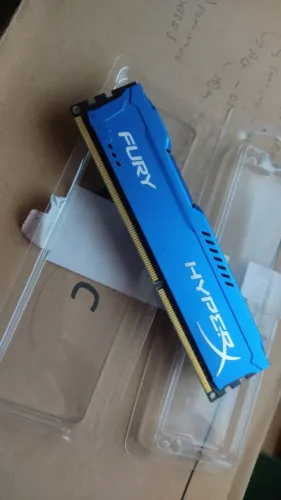 Memória RAM 4GB Hyper X Fury DDR3