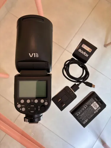 Flash Godox V1S Pro com bateria para Sony