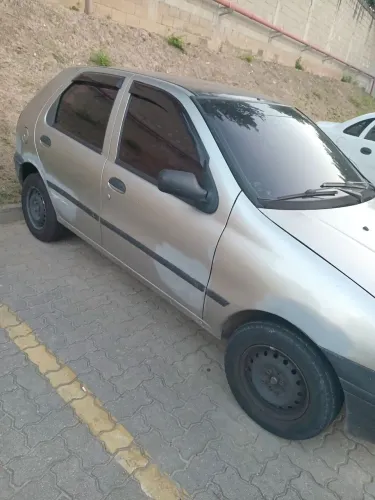 Fiat Palio ELX 1.0/ 1.0 Fire Flex 8V 2P (álcool) 1999