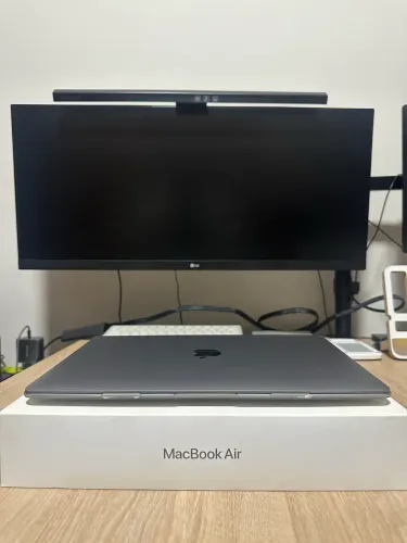 Macbook air m1 - 256g - 8g de ran