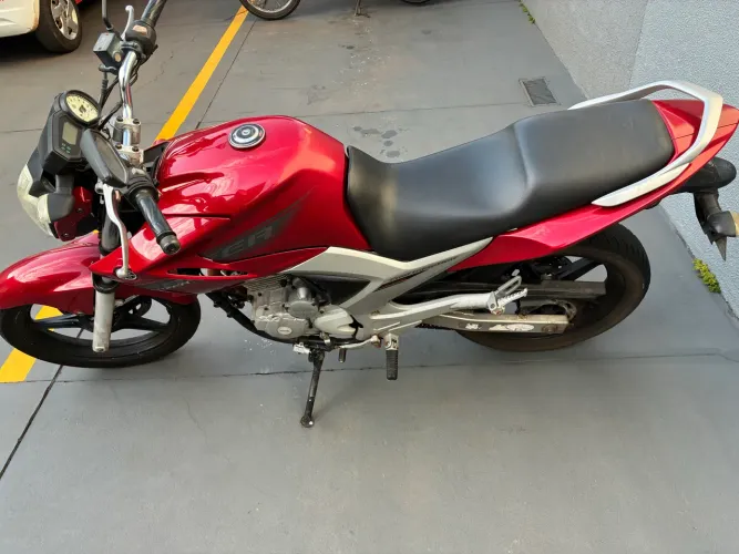 Moto fazer 250 2010 doc pago