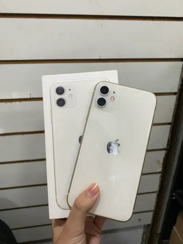 iPhone 11 Branco - 128 GB | Única Dona