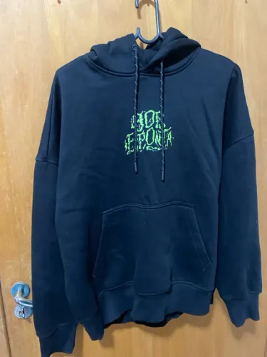 Moletom preto estampado