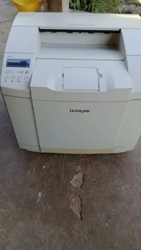 Impressora laser colorida