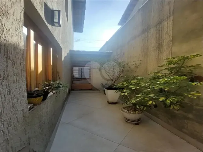 Sobrado para venda possui 160 metros quadrados com 3 quartos em Tucuruvi - São Paulo - SP