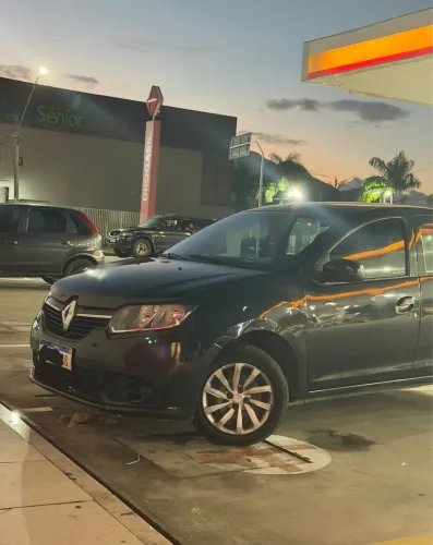 ALUGO carro para app 99, uber $700 semana 