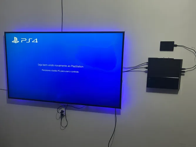 Ps4 Fat 1TB 2 manetes