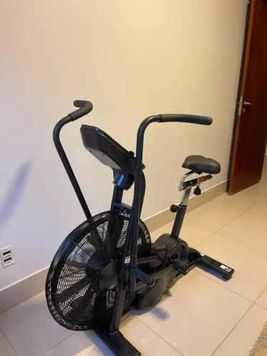 AIR BIKE-ACADEMIA-REESIDENCIA