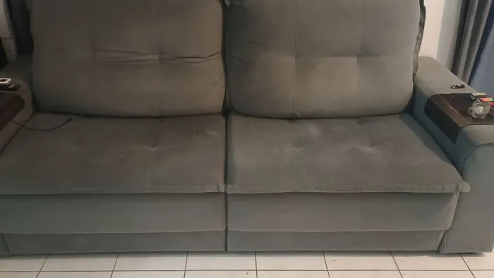 Sofá retrátil reclinável 