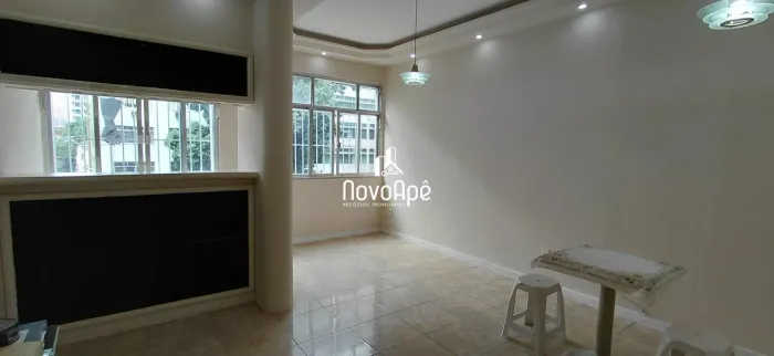 APARTAMENTO COM QUATRO QUARTOS, DOIS COM SUITE, PARTE NOBRE DA RUA URUGUAI!!!