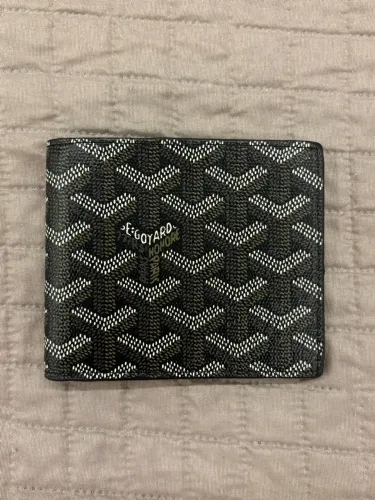 Carteira goyard paris