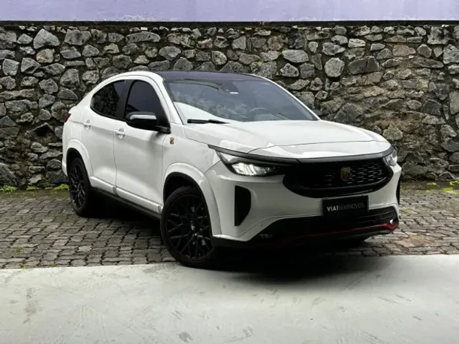 Fiat Fastback Abarth Turbo Flex 1.3 Aut. 2024