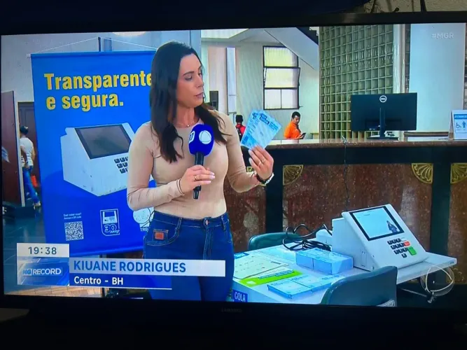 TV SAMSUNG 32 POLEGADAS