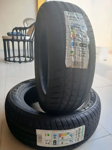 Pneus: Doublestar Maximum 195/55 R15, Goodyear Sport 195/65 R15