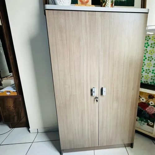 Vendo Armário