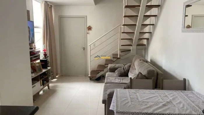 Cobertura à Venda com 2 Quartos e Vista Definitiva em Camargos Belo Horizonte REF: 22657