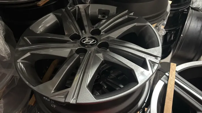 02 rodas Hyundai HB20 aro 16 original