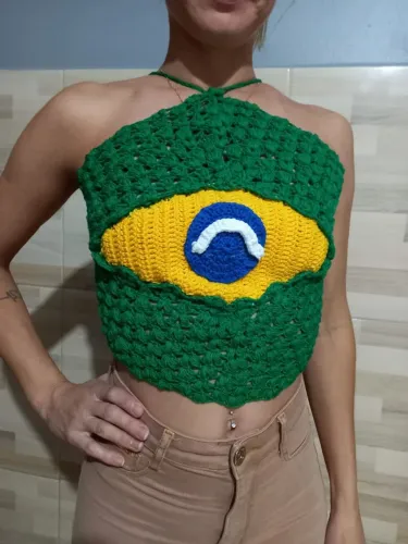 Blusa personalizada tamanho P(faço sobre encomenda em cores e tamanhos)