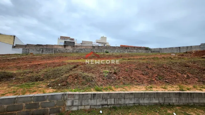 Lote em condomínio em Rua Plínio de Almeida - Jardim Vila São Domingos - Sorocaba/SP