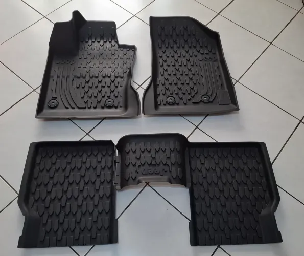 Jogo de tapete com bordas Jeep Compass Original - Bandeja