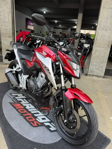 HONDA CB 30F 2026 IMPECÁVEL - NA MARINGÁ MOTOS