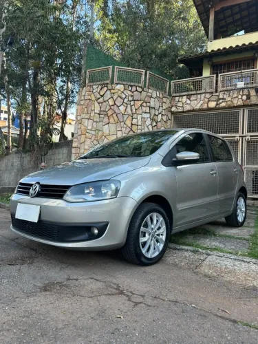 Volkswagen Fox 1.0 MI Total Flex 8V 5P 2014