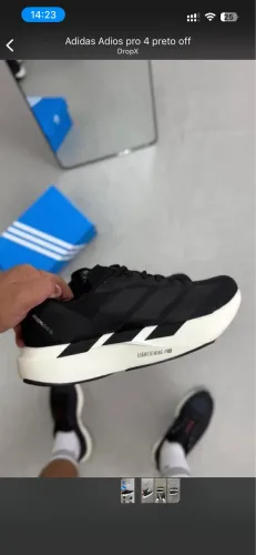Tênis adizero