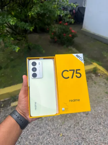 Realmente C 75 aparelho semi novo 