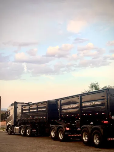 Bi caçamba 2021 ÚNICO DONO 