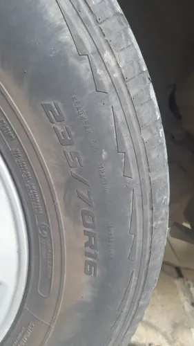 Pneus aro 16