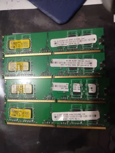 4 Placas de Memória RAM Itaucom