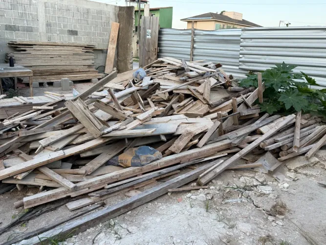 Madeiras para obra ,taipa e escoras