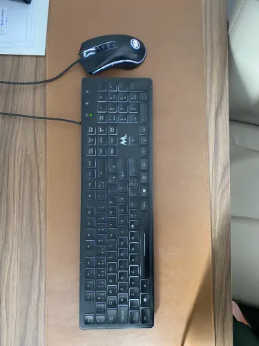 Vende-se teclado e mouse 