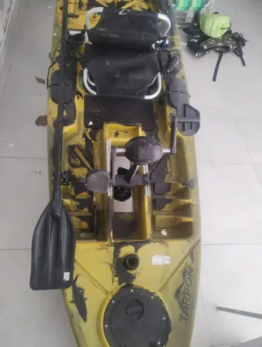Caiaque Tarpon com pedal