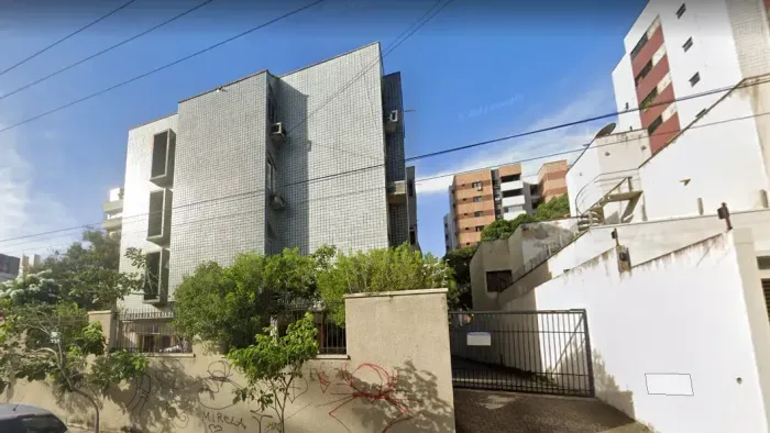 Apartamento amplo com 116 m² para Locação na Aldeota