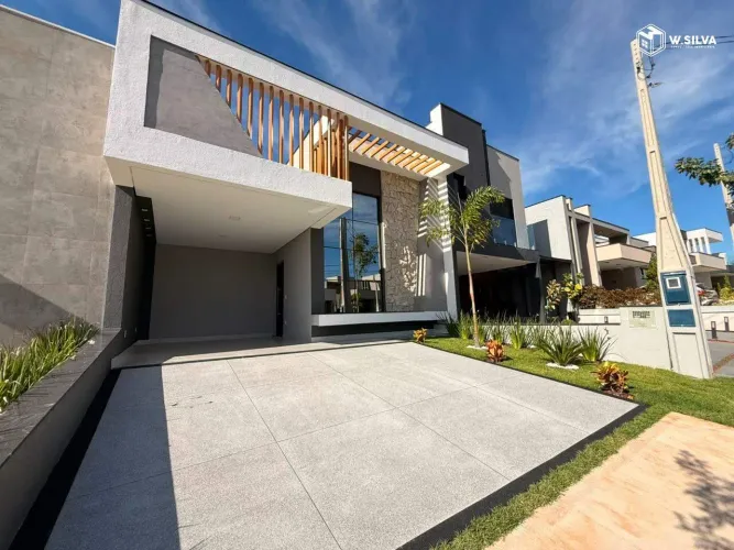 Casa em Condomínio à venda, 3 quartos, 1 suíte, 4 vagas, Condomínio Mantova Residencial -