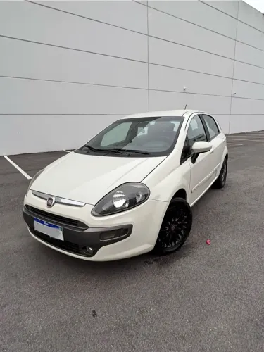 Fiat Punto Essence 1.6 Flex 16V 5P 2014
