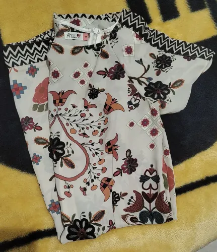 Vestido Antix Tam M nunca usado  Floral 