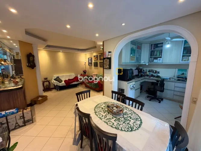Apartamento à venda com 84 m², 2 dormitórios (originalmente 3, sendo 1 suíte), escritório