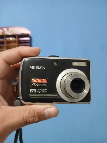 Câmera digital Mitsuca 7 mp DC7328br