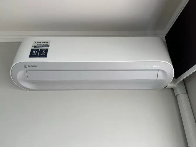 2 ar condicionado um de 12 mil btus outro 18 mil btus todos novos apenas só foi instalado