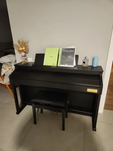 Piano CELVIANO C.BECHSTEIN