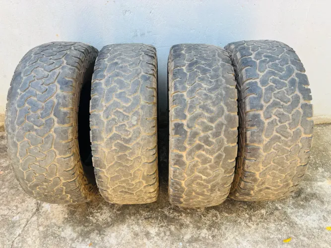 Pneu AT 285/75r16