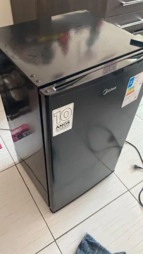 Frigobar midea