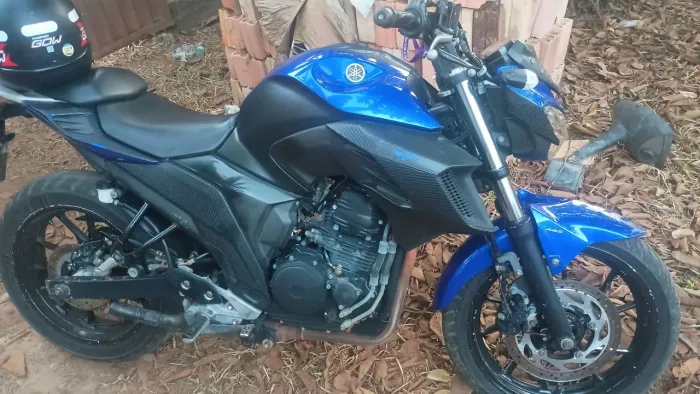 Fazer 250