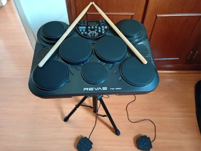 Bateria eletrônica portátil Revas Pb350