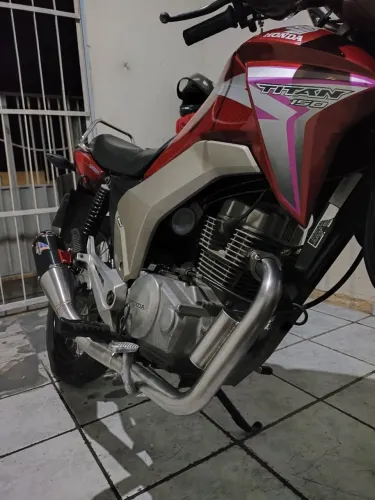 Escapamento powercore 4 para Titans 