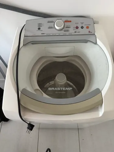 Máquina de lavar roupa Brastemp 9kg
